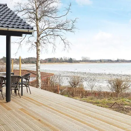 Xi Holiday home